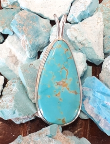 Pendentif patte d'ours